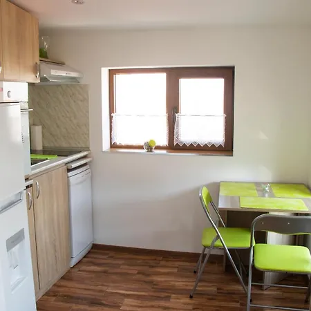 דירה Albisto Dragalevtsi Luxury סופיה