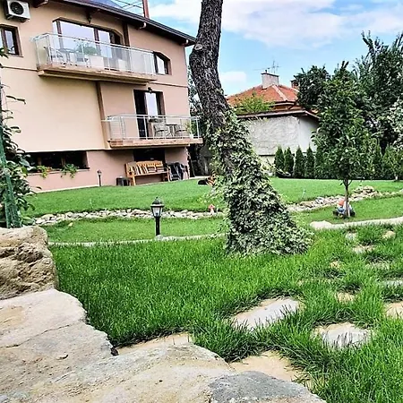 Lägenhet Albisto Dragalevtsi Luxury Sofia